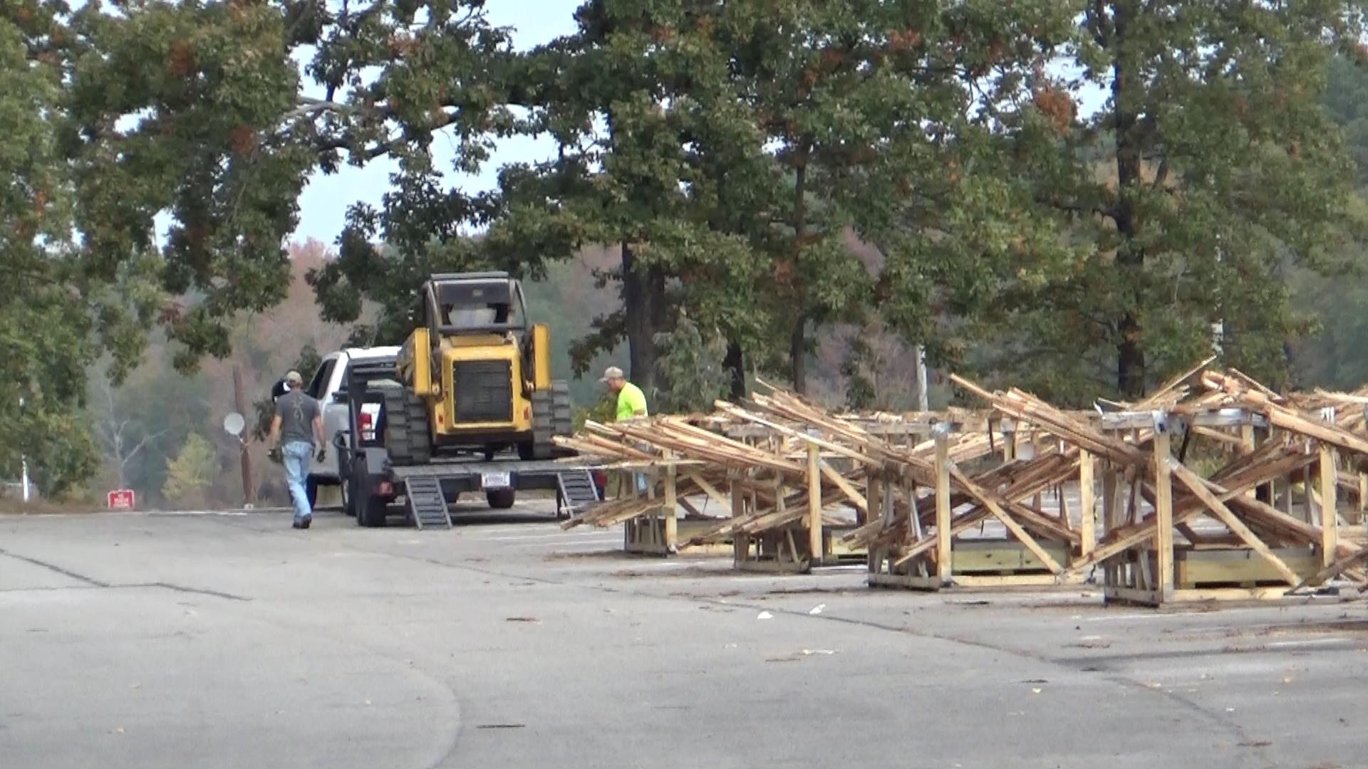 unloading-loader-skidoo crates-fish-structures-greers-ferry-lake-walleye-club